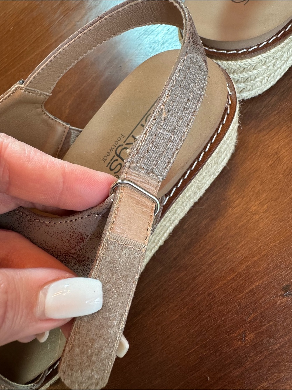 Corkys Ready or Not Metallic Gold Espadrille Wedge Sandals Size 8 Slingback - Picture 8 of 12
